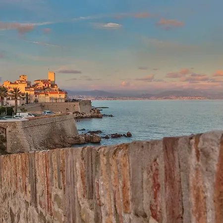 Lou Couquet Apartamento