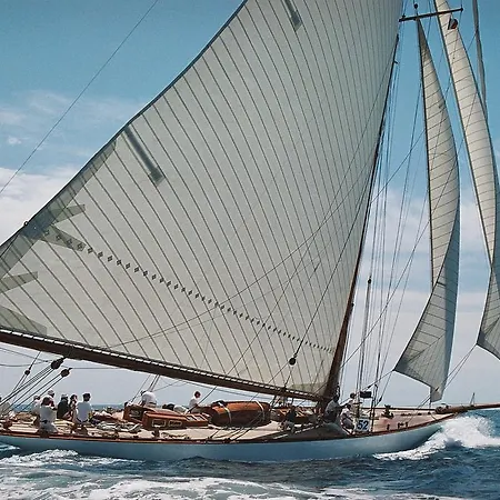 Lou Couquet 아파트 *